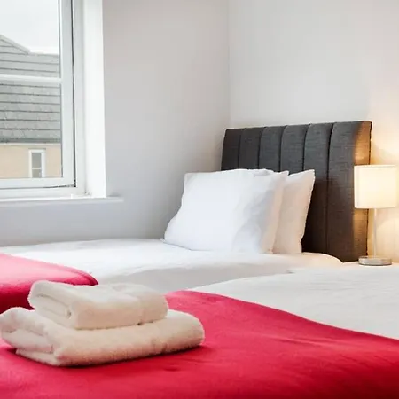 2 Bedroom Free Parking * Bristol